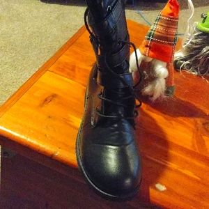 Black Boots